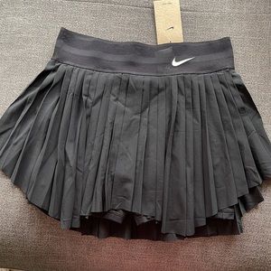 NikeCourt Dri-FIT Slam Women's Tennis Skirt (Black)